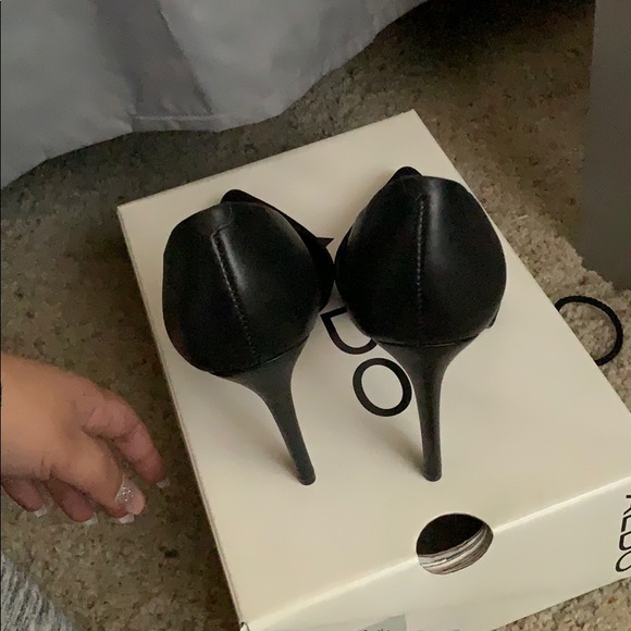 Heels - Picture 3 of 3